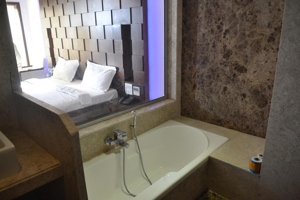 Sea Rock Inn Daman Dış mekan fotoğraf